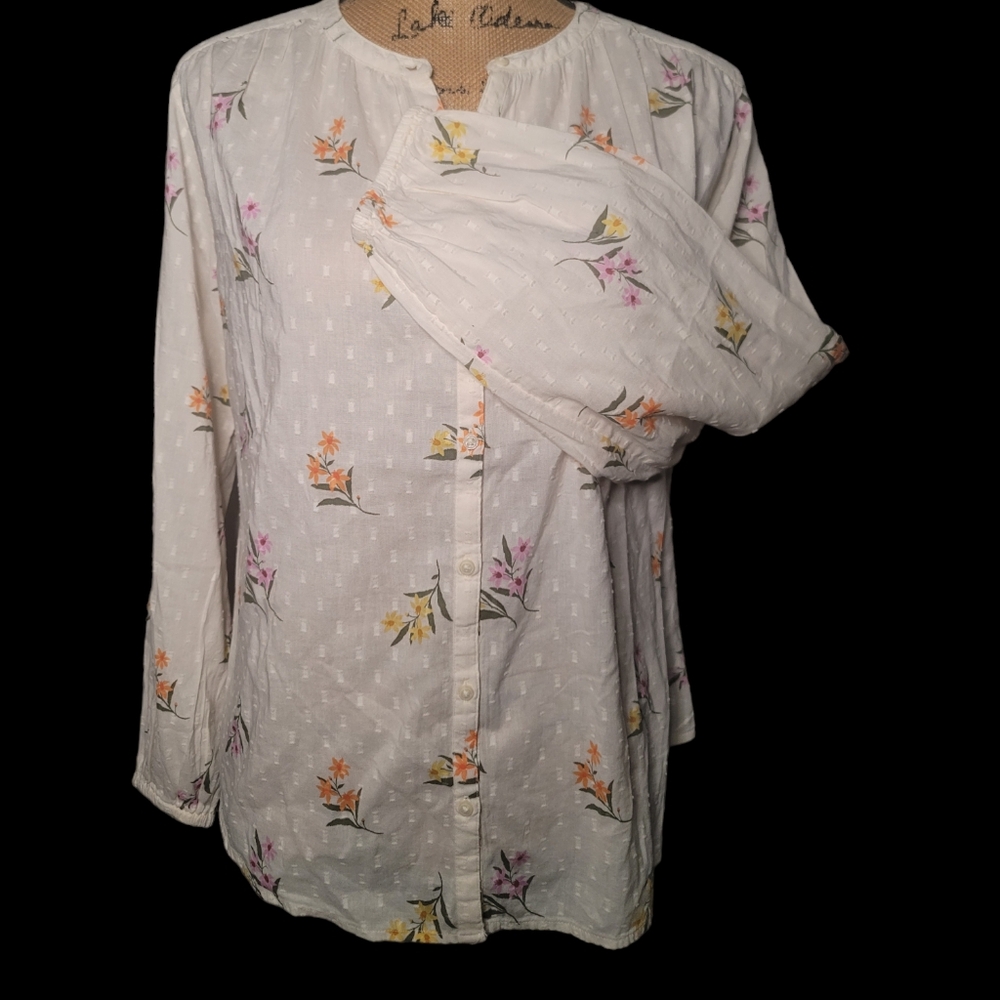 Old navy floral blouse size small - Picture 2 of 5